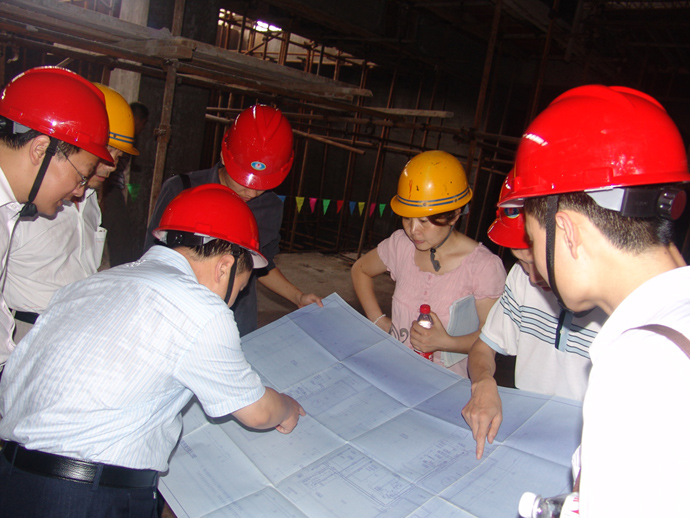 蘑菇视频
与学校基建处进行仙林工科实验大楼建设对接