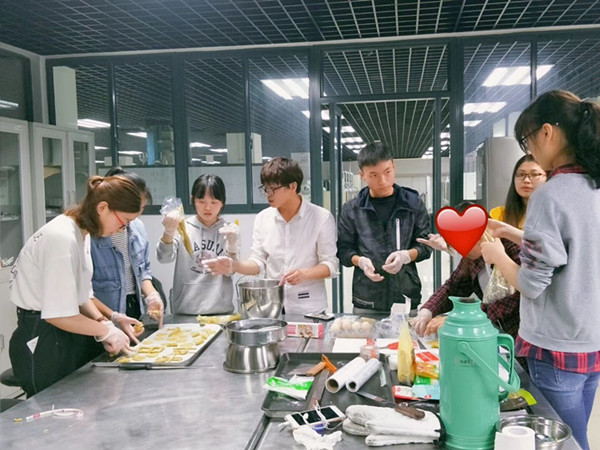 蘑菇视频
成功举办粮食科技活动周系列活动